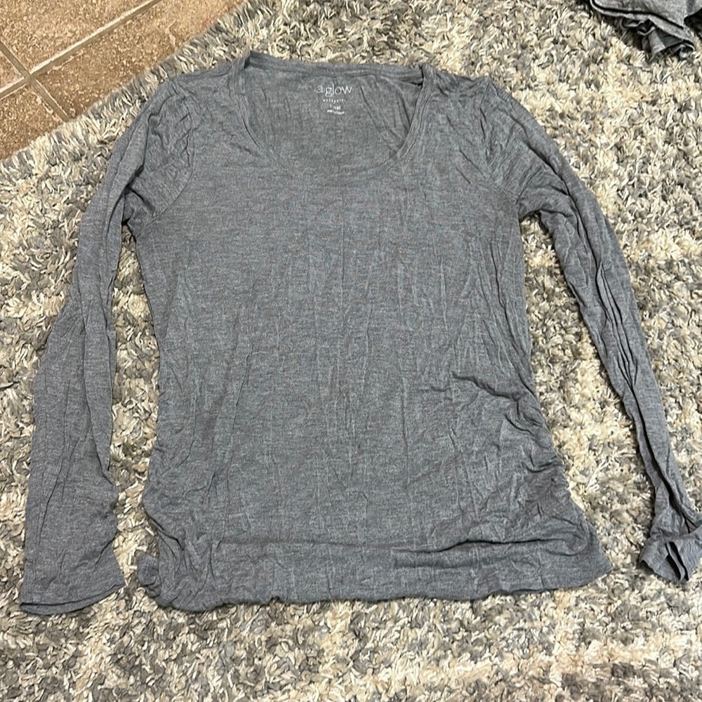 A:Glow Maternity Long sleeve Shirt